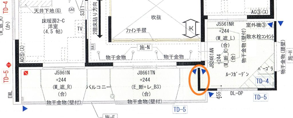 バルコニー