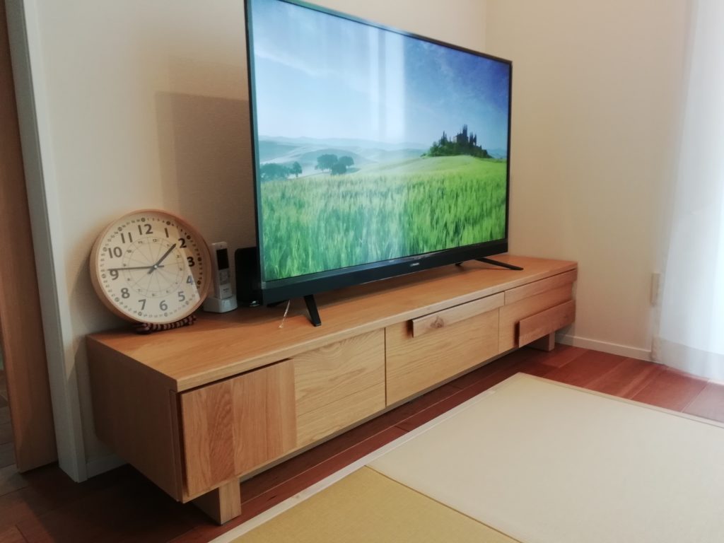 無垢材テレビボード