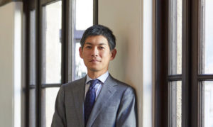 アルマード 社長